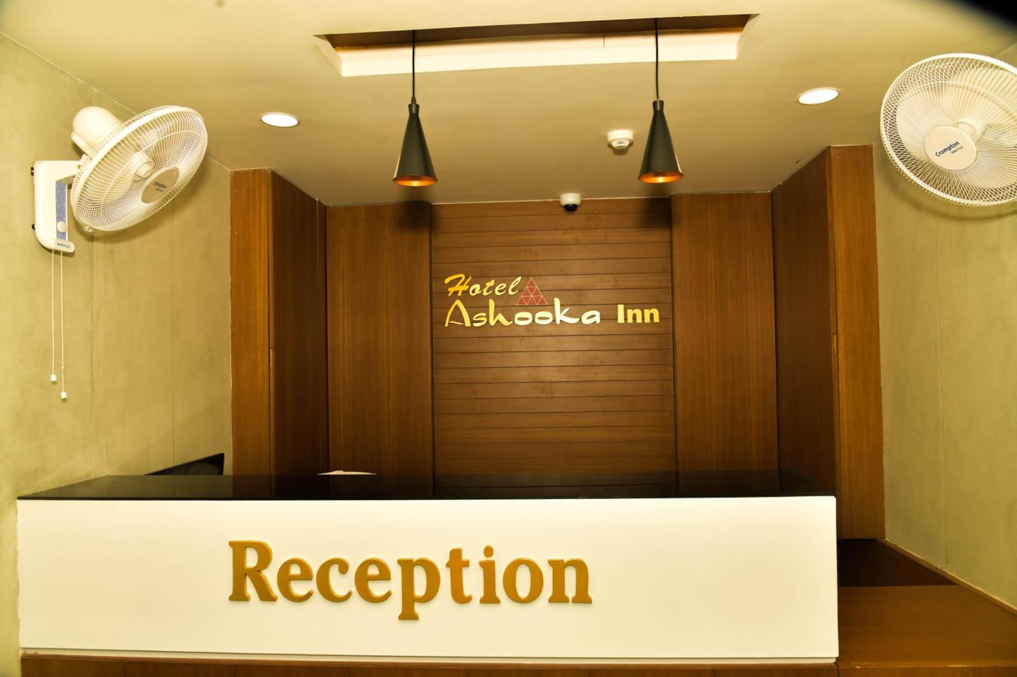 Hotel Ashooka Inn Gandhinagar Exterior foto