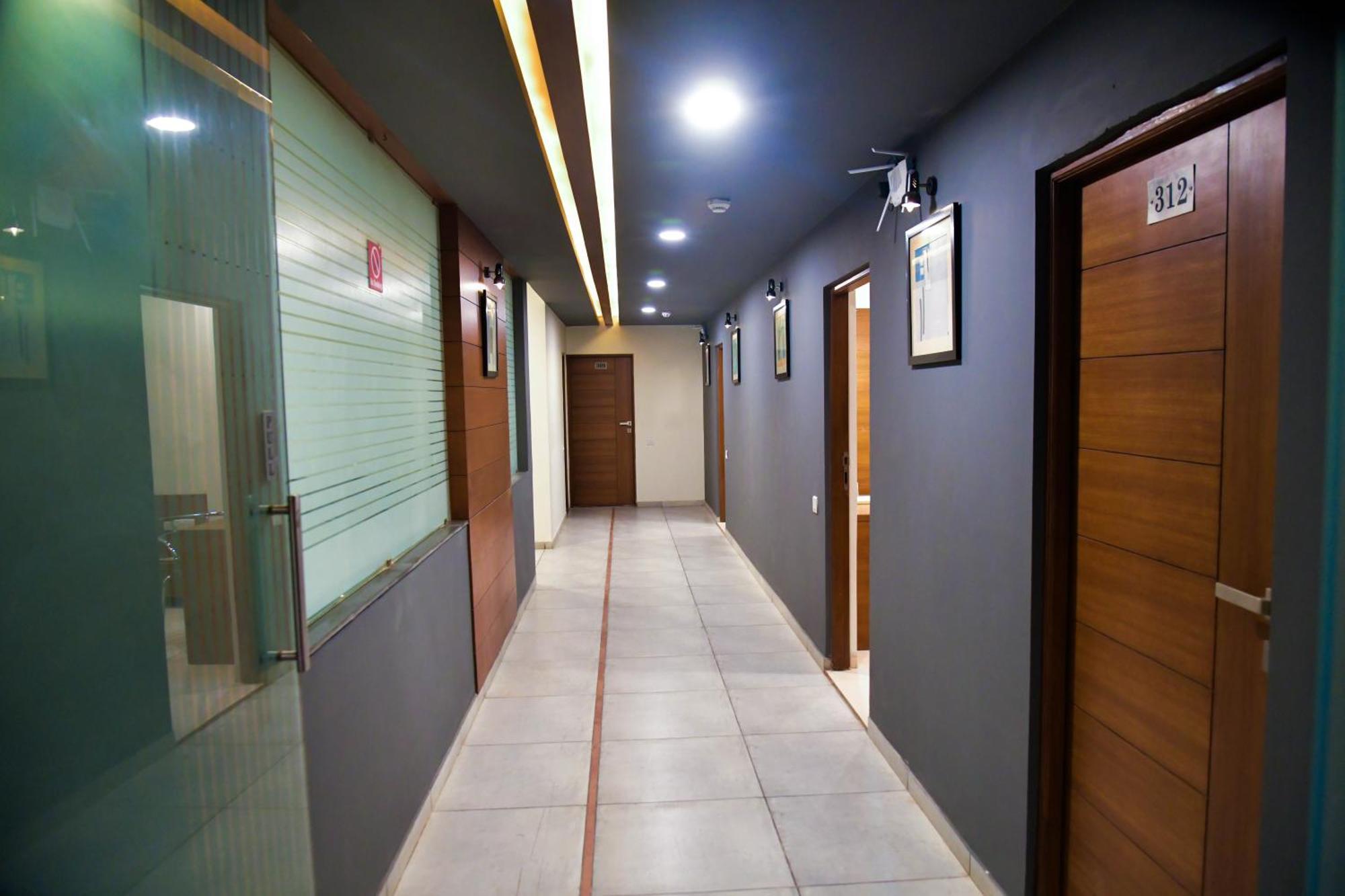Hotel Ashooka Inn Gandhinagar Exterior foto