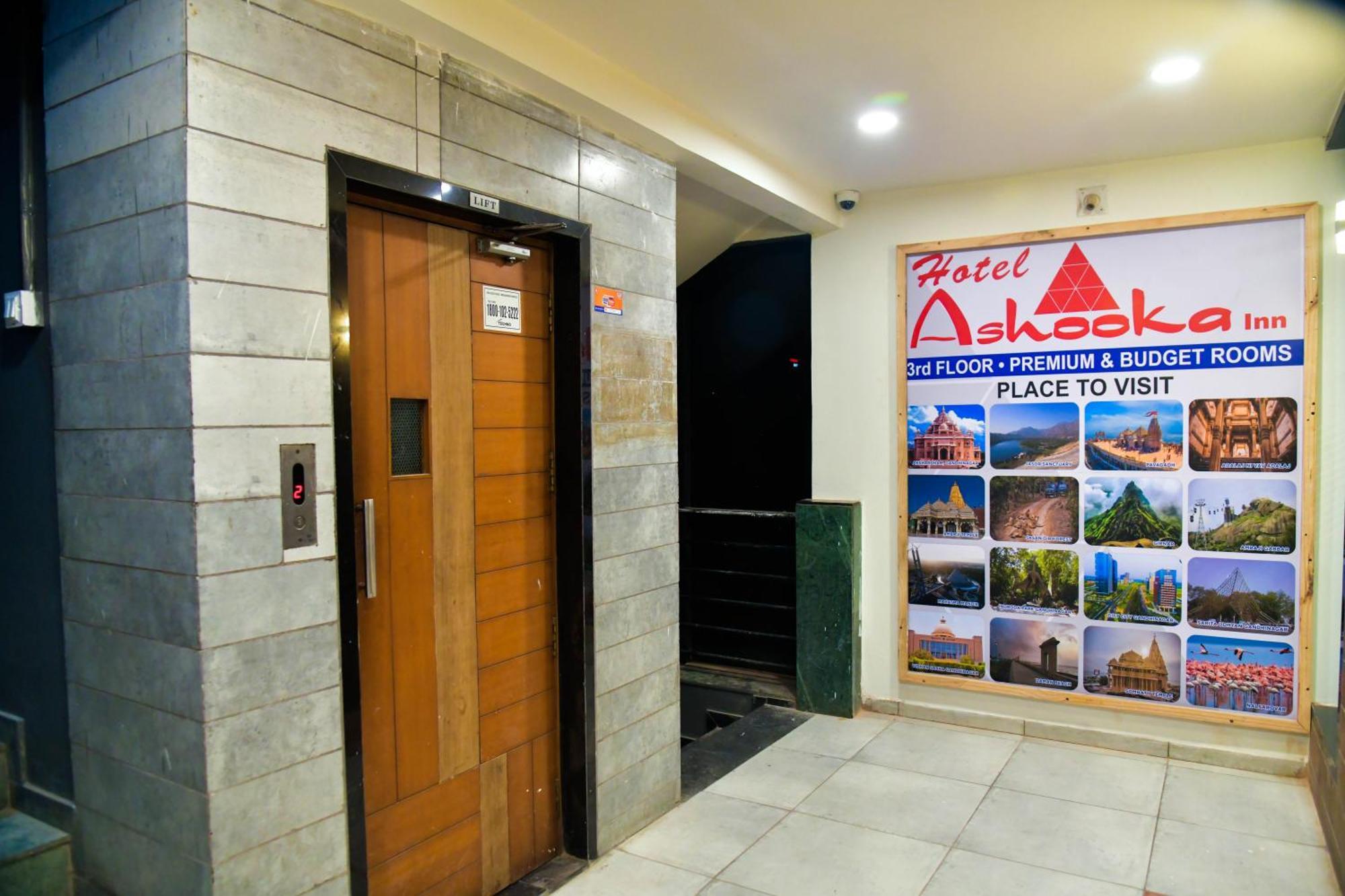 Hotel Ashooka Inn Gandhinagar Exterior foto