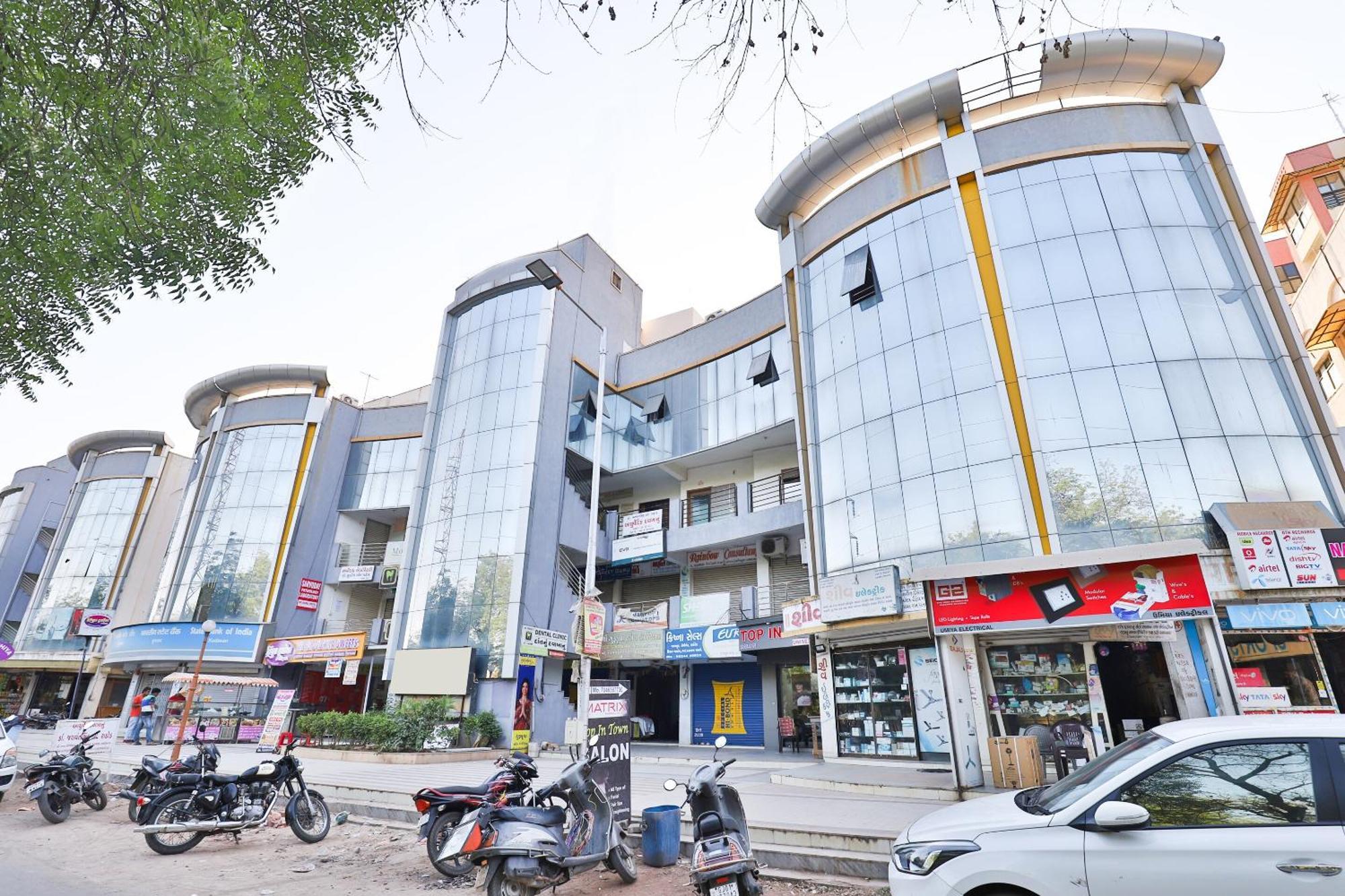 Hotel Ashooka Inn Gandhinagar Exterior foto